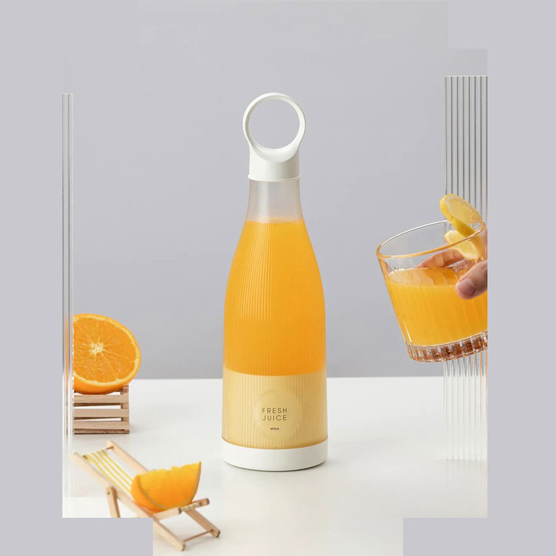 شیکر شارژی فرش جویس مدل portable mini گنجایش 0.45 لیتر شیکر شارژی فرش جویس مدل portable mini گنجایش 0.45 لیتر