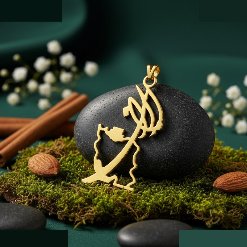 آویز گردنبند طلا 18 عیار زنانه گالری قو طلایی طرح ایران تایپو گرافی با نقشه آویز گردنبند طلا 18 عیار زنانه گالری قو طلایی طرح ایران تایپو گرافی با نقشه