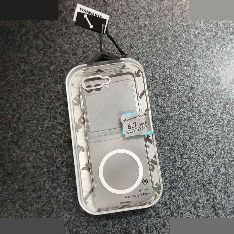 کاور یانگ کیت مدل Crystal Shield Magsafe مناسب برای گوشی موبایل سامسونگ Galaxy Z Flip 7 FE / Z Flip 6 کاور یانگ کیت مدل Crystal Shield Magsafe مناسب برای گوشی موبایل سامسونگ Galaxy Z Flip 7 FE / Z Flip 6
