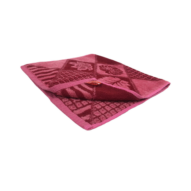 حوله دستی هنر مدل برگ انجیری سایز 63x35 سانتی متر حوله دستی هنر مدل برگ انجیری سایز 63x35 سانتی متر