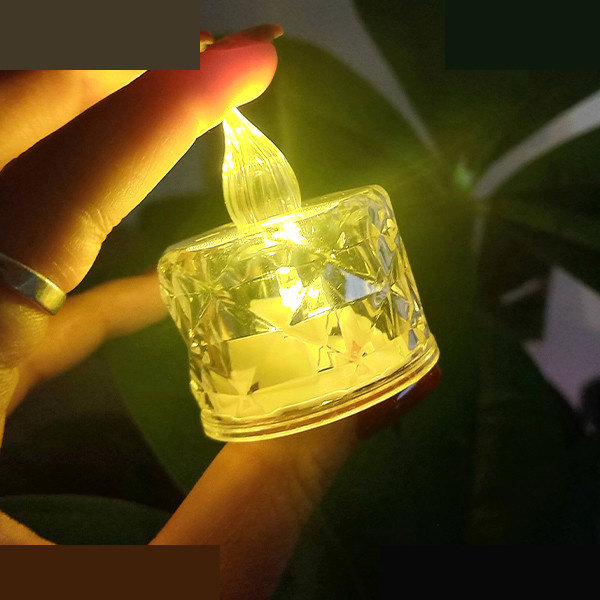شمع ال ای دی مدل کریستالی شفاف طرح Diamond مجموعه 2 عددی شمع ال ای دی مدل کریستالی شفاف طرح Diamond مجموعه 2 عددی