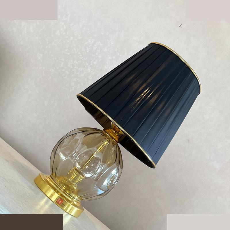 آباژور رومیزی نورهام مدل NHM -WORLD GLASS2 -28 آباژور رومیزی نورهام مدل NHM -WORLD GLASS2 -28