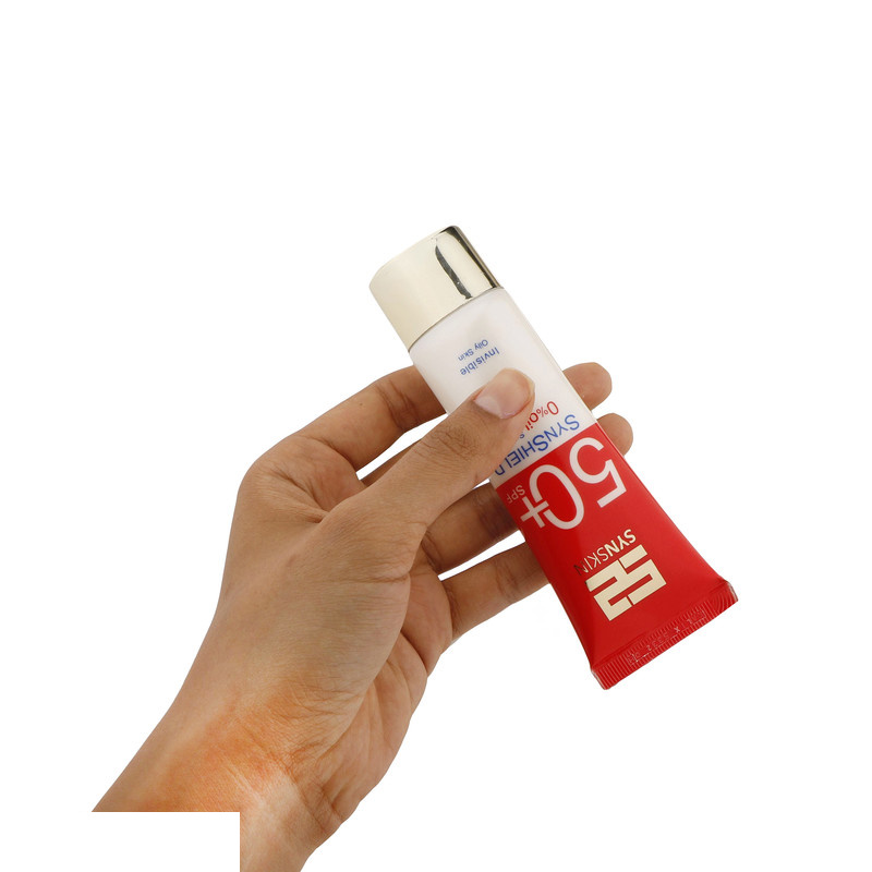 ژل کرم ضدآفتاب ساین اسکین بدون رنگ SPF50 مدل SynShield مناسب پوست های چرب حجم 50 میلیلیتر ژل کرم ضدآفتاب ساین اسکین بدون رنگ SPF50 مدل SynShield مناسب پوست های چرب حجم 50 میلیلیتر