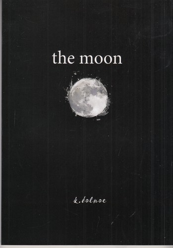 کتاب The moon: ماه نشر آی آی کتاب