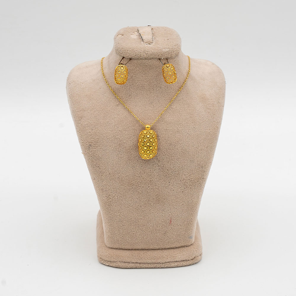 نیم ست طلا 18 عیار گالری طلا عرفان  مدل ایشا کد 2443