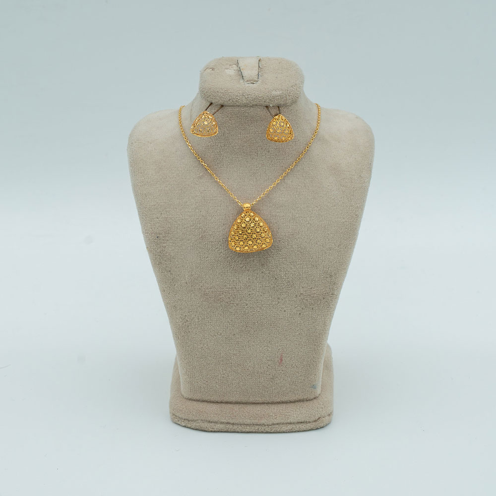 نیم ست طلا 18 عیار گالری طلا عرفان  مدل ایشا کد 2283