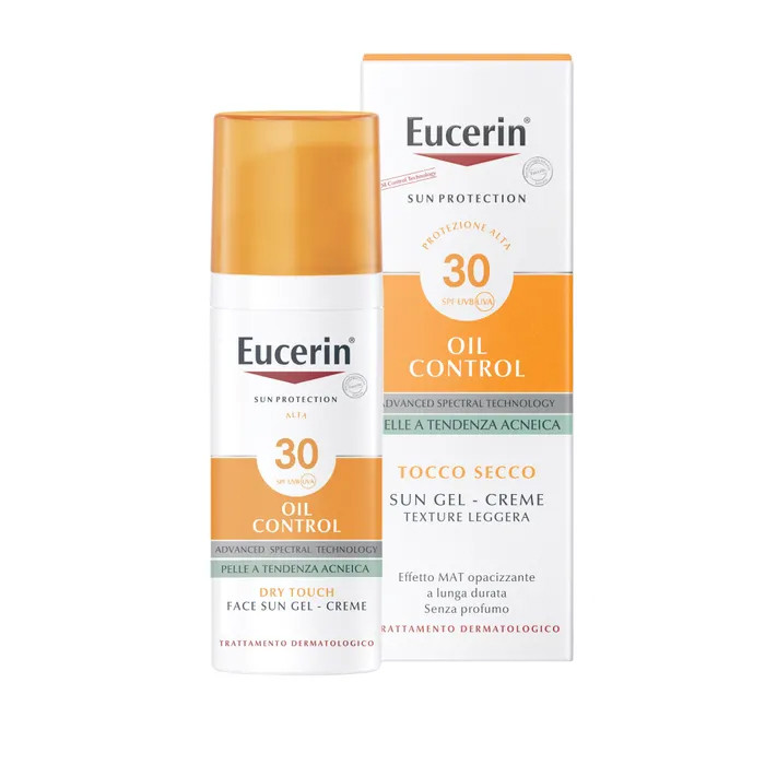 کرم ضد آفتاب بدون رنگ اوسرین SPF 30 مدل 02 مناسب پوستهای چرب حجم 50 میلیلیتر