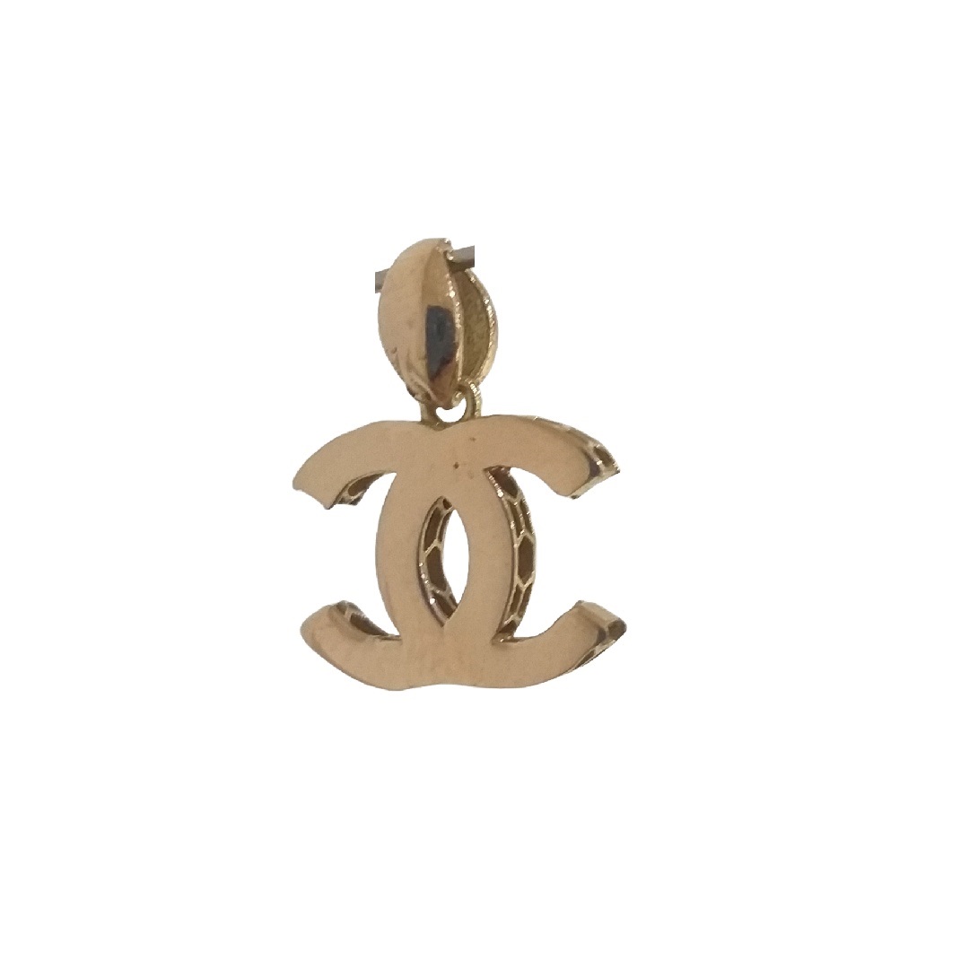 آویز طلا 18 عیار زنانه طرح شنل کد z383