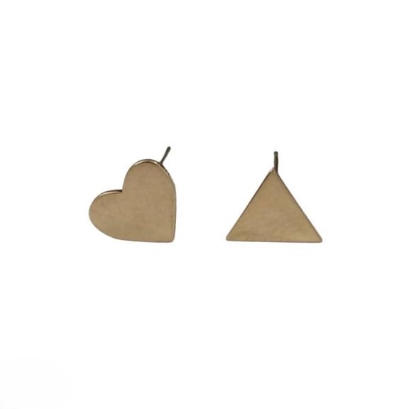 گوشواره طلا 18عیار اپال گلد مدل قلب و مثلث G0064 گوشواره طلا 18عیار اپال گلد مدل قلب و مثلث G0064