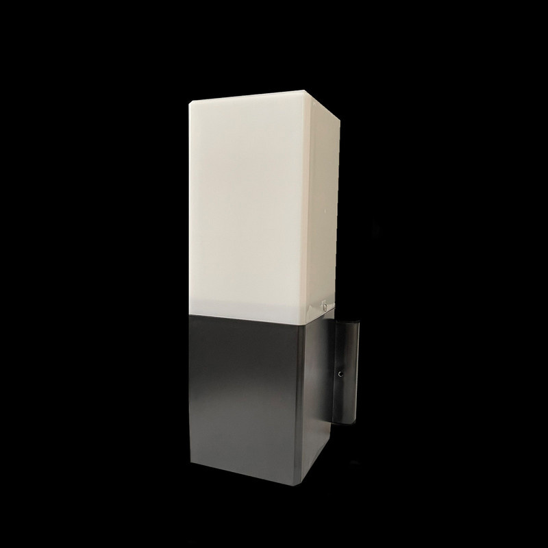 چراغ حیاطی مدل روبیکا مکعبی Compact