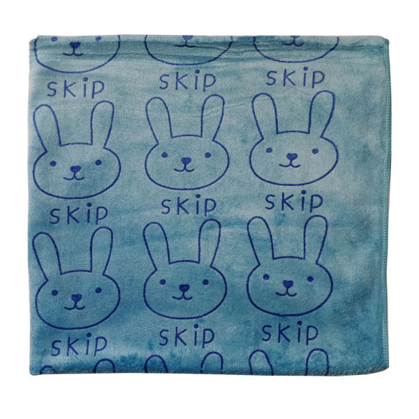 حوله استخری مدل Skip سایز 70×140 سانتی متر حوله استخری مدل Skip سایز 70×140 سانتی متر