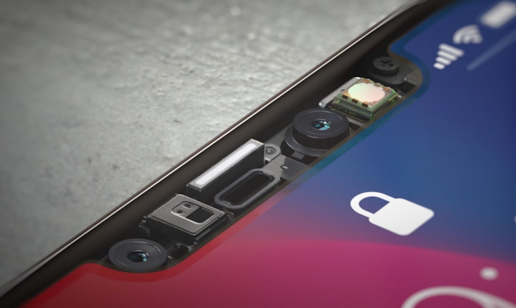 مدیر ارشد بازاریابی اپل: Face ID تلفن های اندرویدی به خوبی اپل نیست