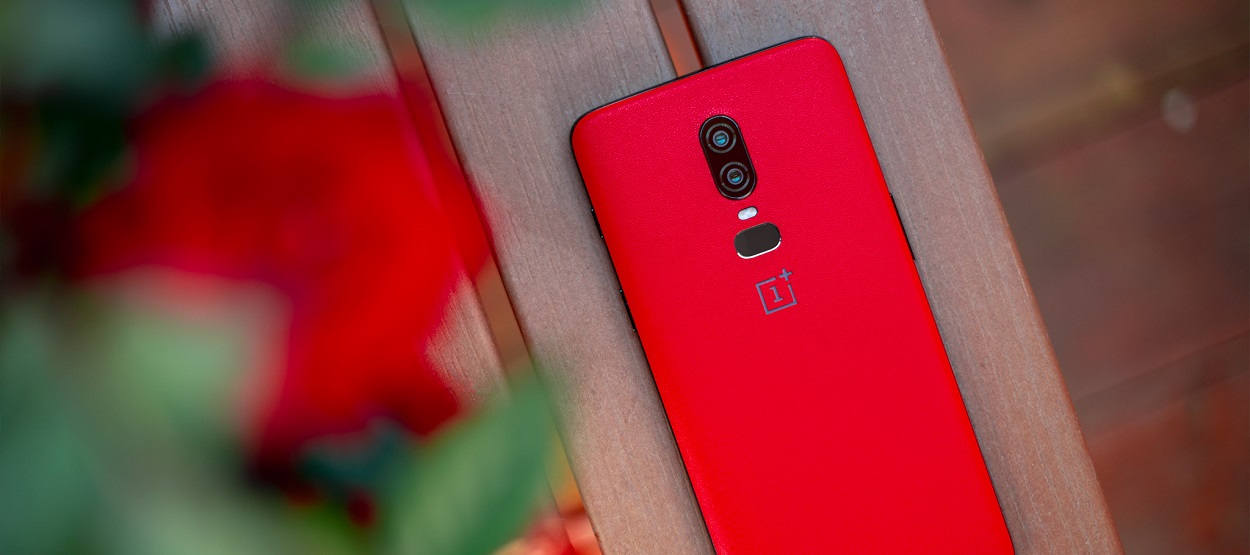 OnePlus از رنگ قرمز گوشی OnePlus 6 رونمایی کرد