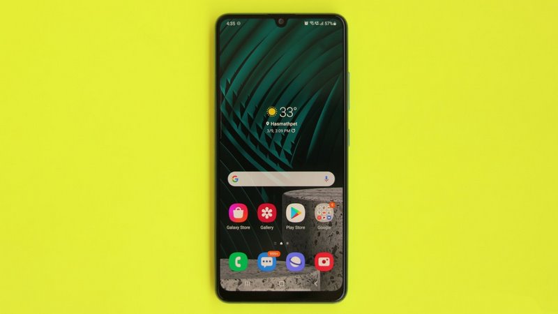 مقایسه گوشی A32 با M31 سامسونگ از نظر صفحه نمایش