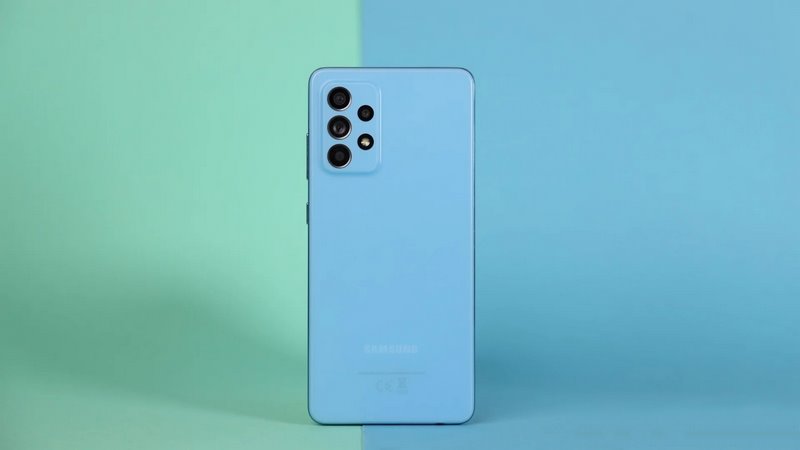 Galaxy A52 vs Poco F3