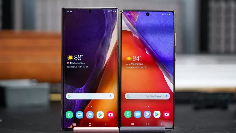 مقایسه گوشی نوت 20 Ultra با S20 اولترا از نظر صفحه نمایش
