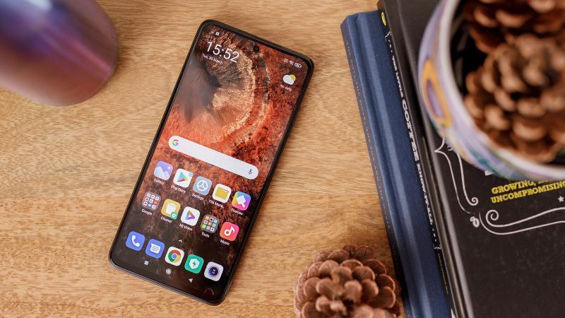 مقایسه پوکو x3 پرو با mi 11 لایت