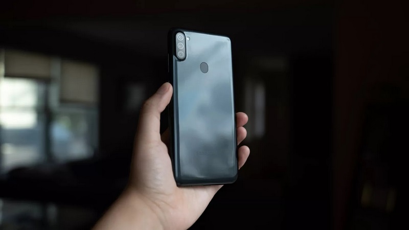 مقایسه گلکسی M11 با A11