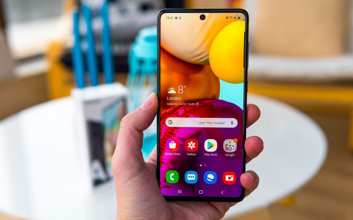 مقایسه گوشی A71 با پوکو X3 NFC