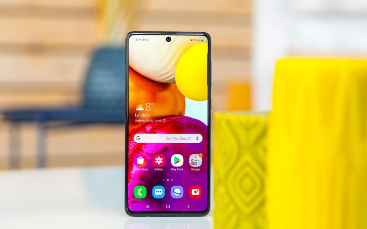 مقایسه گوشی A71 با S20 Fe 5G ؛ صفحه نمایش
