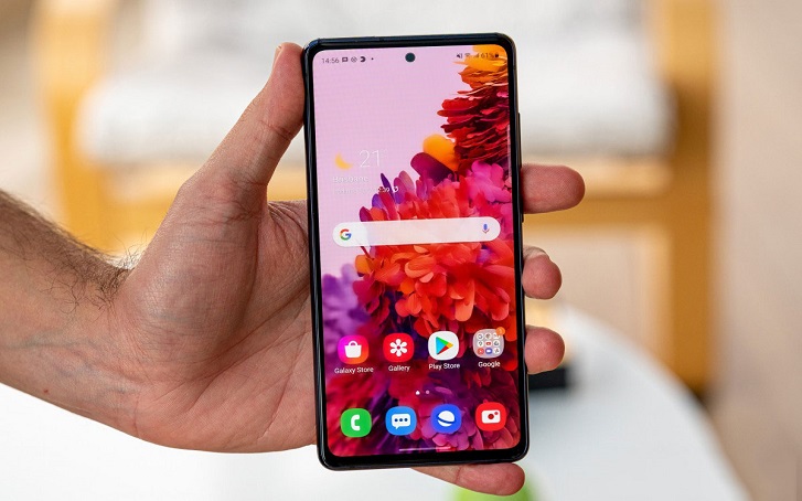 مقایسه گوشی A71 با S20 Fe 5G ؛ صفحه نمایش
