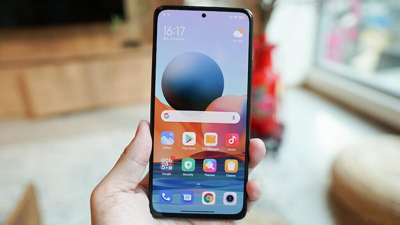 مقایسه صفحه نمایش Redmi note 10s با Realme 8
