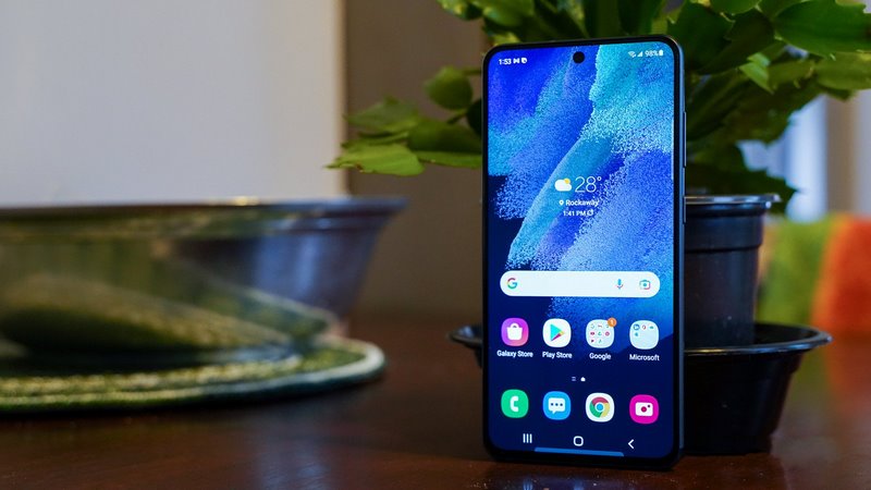 مقایسه شیائومی 11t پرو با گلکسی s21 fe
