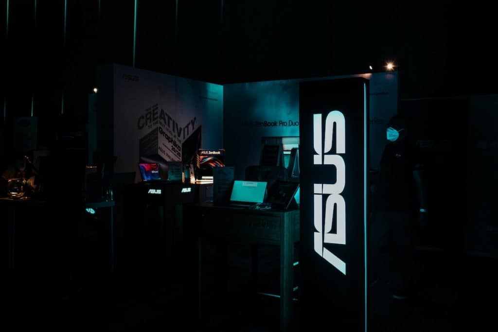 لپ تاپ asus بهتر است یا acer