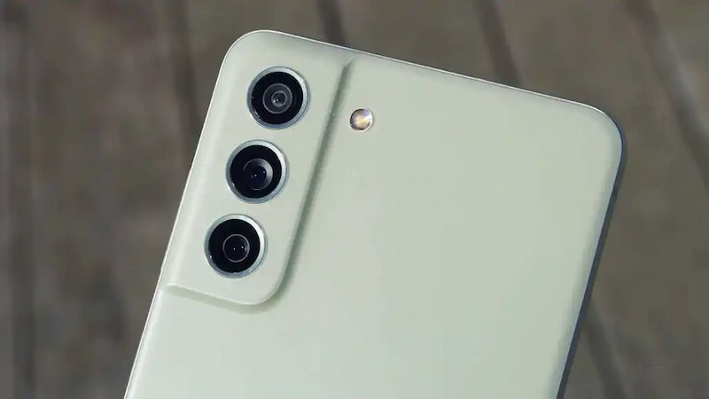 مقایسه باتری گوشی S20 Fe با S21 Fe