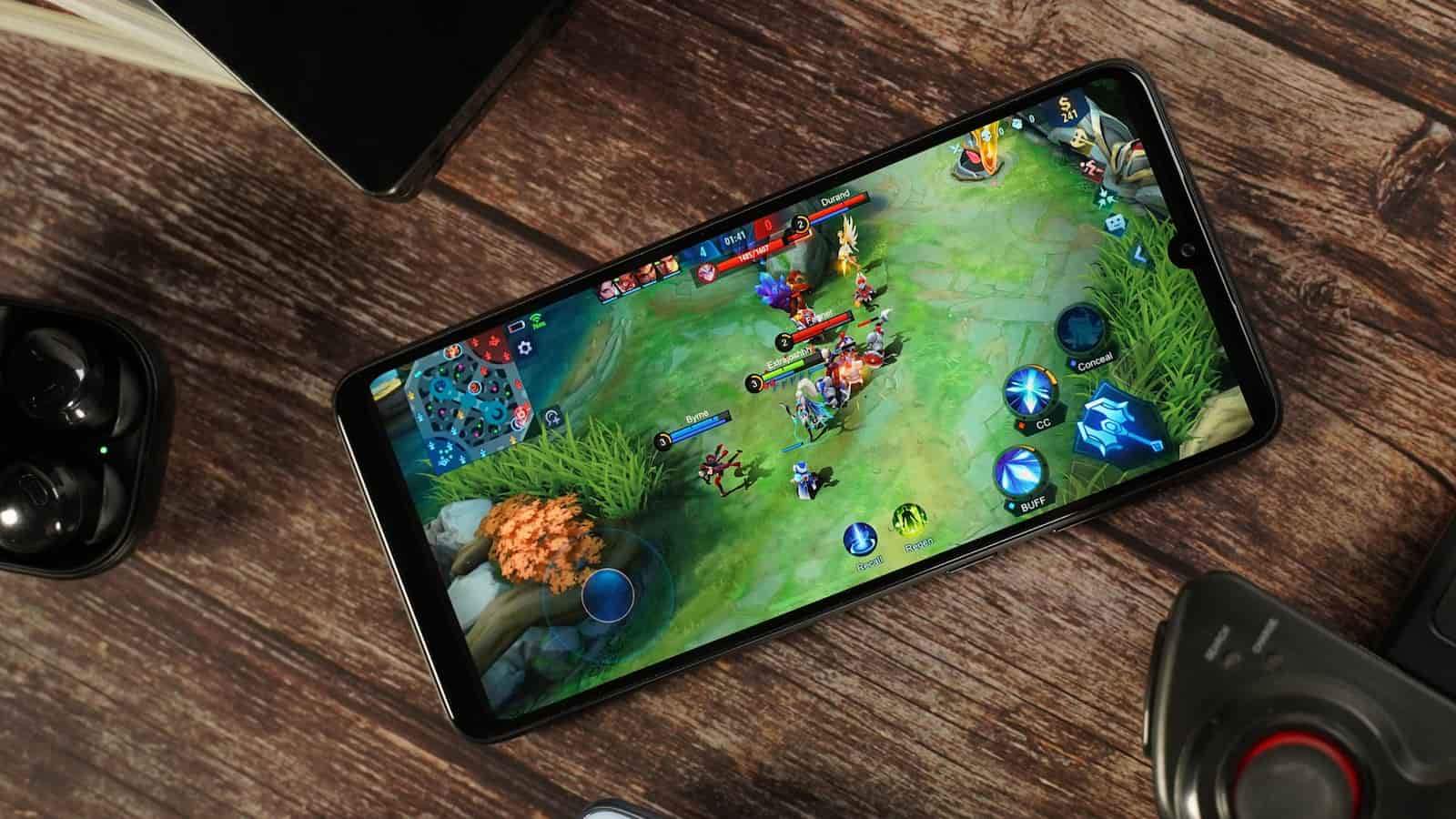 اجرای بازی در redmi note 11 pro plus 5g