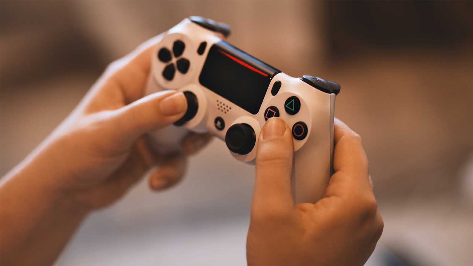 مقایسه دسته اصلی و فیک ps4 و نحوه تشخیص دسته تقلبی