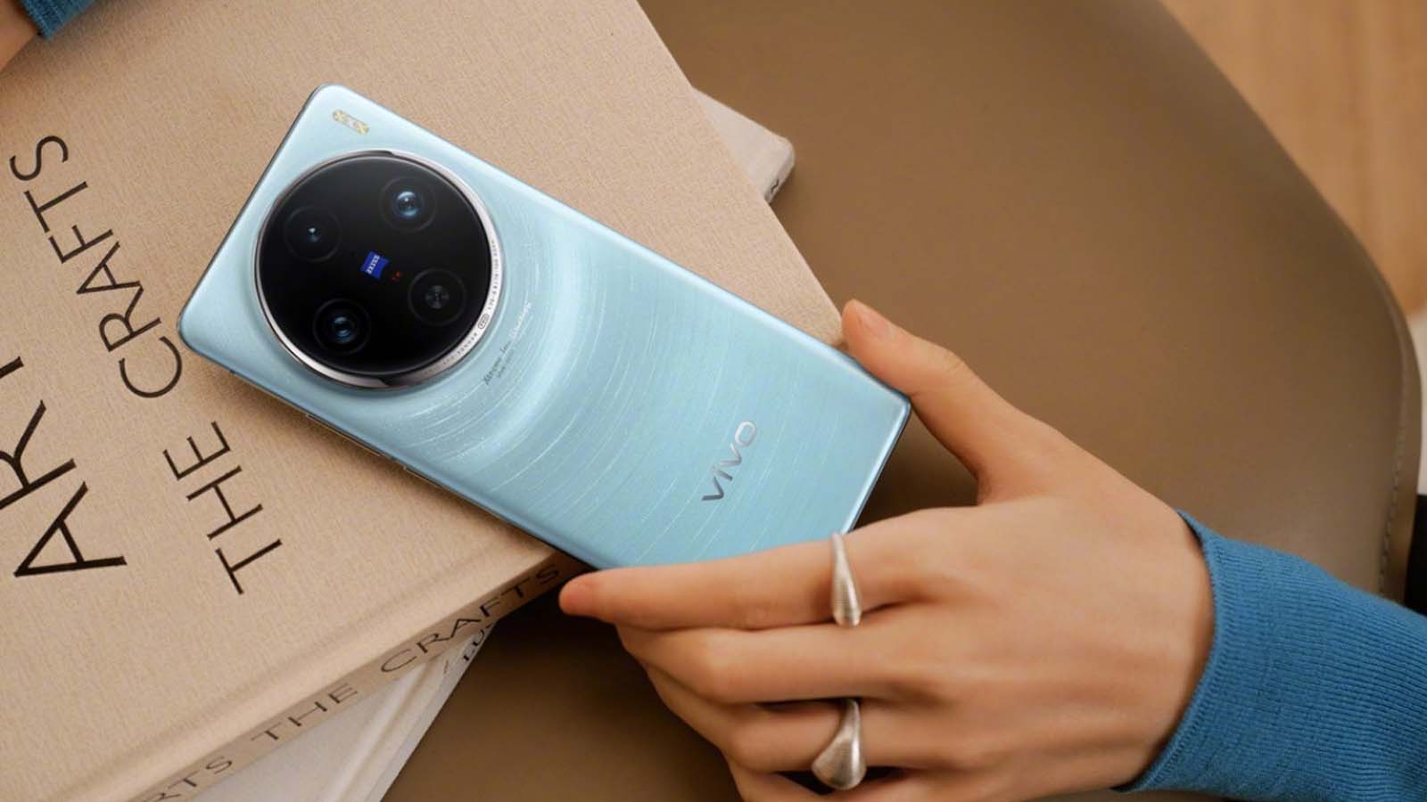 آنباکس و نگاه اجمالی به طراحی ویوو X100 Pro