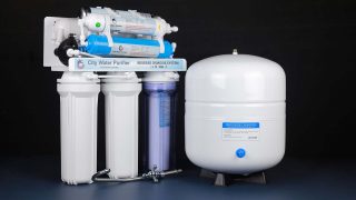 بهترین دستگاه تصفیه آب خانگی کدام است؟ راهنمای خرید (آپدیت ۱۴۰۴)