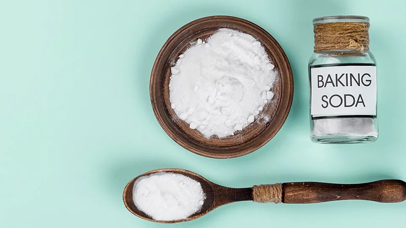 از بین بردن خط و خش روی گلس گوشی با جوش شیرین 