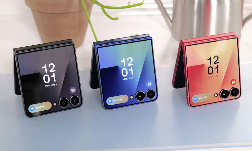 گوشی z flip 7
