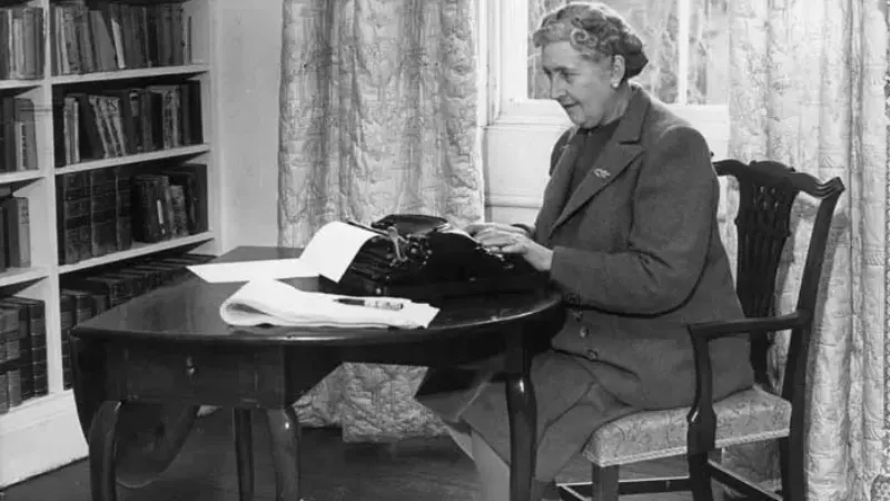 بهترین نویسنده زن خارجی