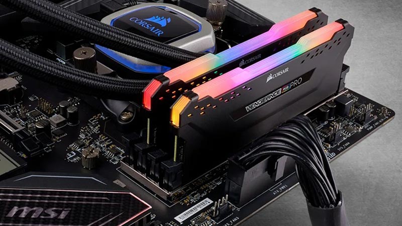 رم کامپیوتر DDR4 دو کاناله 3600 مگاهرتز CL18 کورسیر مدل VENGEANCE RGB PRO ظرفیت 16 گیگابایت