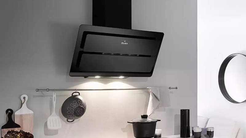 مقایسه هود توکار و روکار؛ کدامیک بهتر است؟