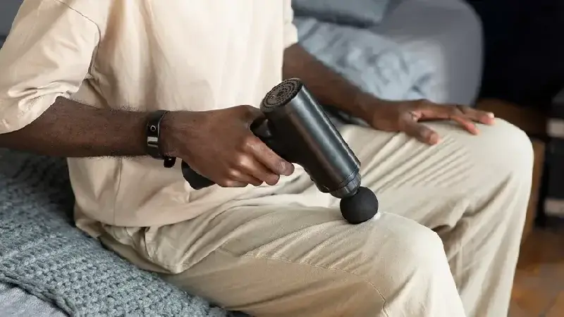 استفاده از ماساژور تفنگی