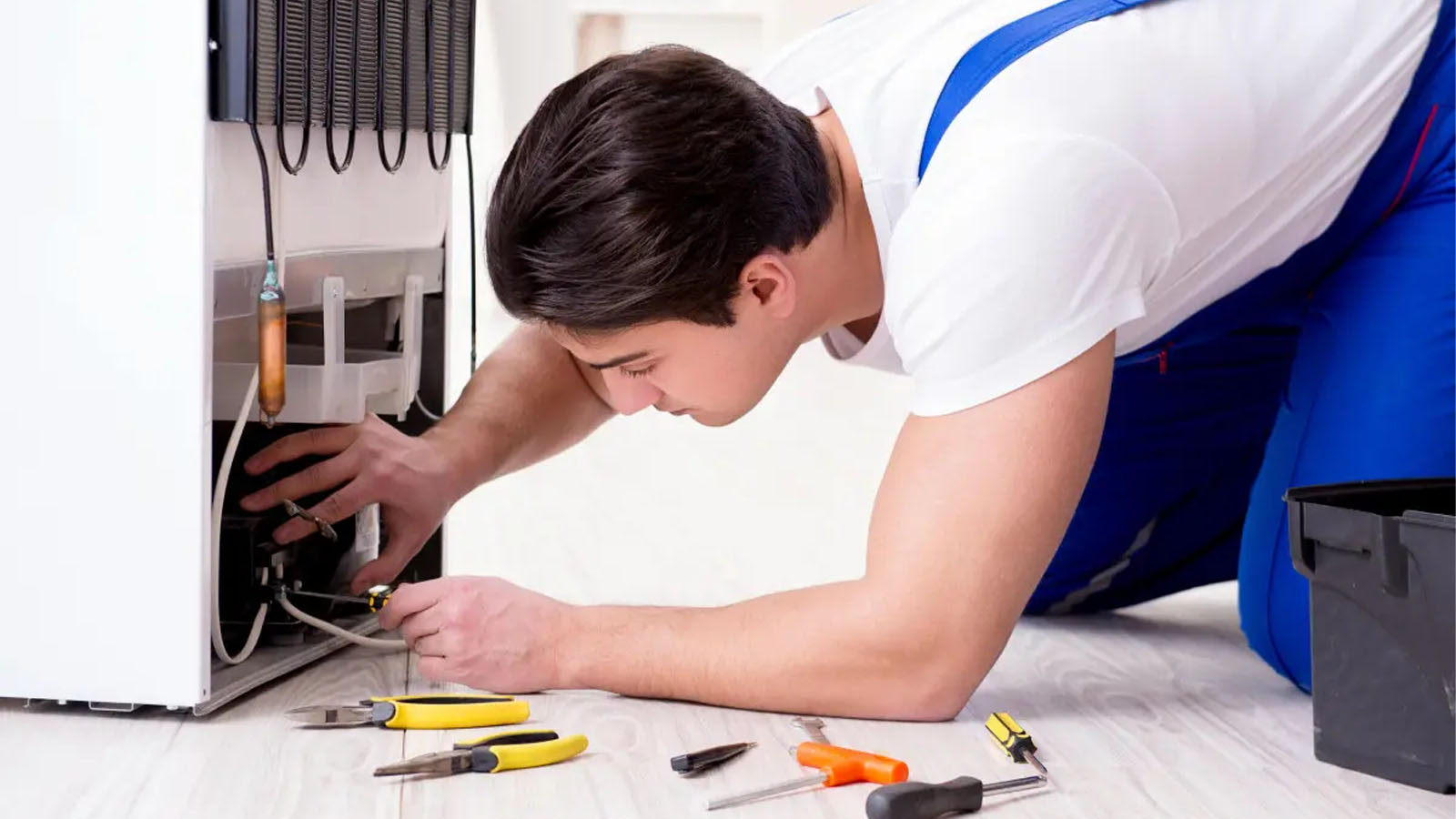 داغ شدن بدنه یخچال فریزر