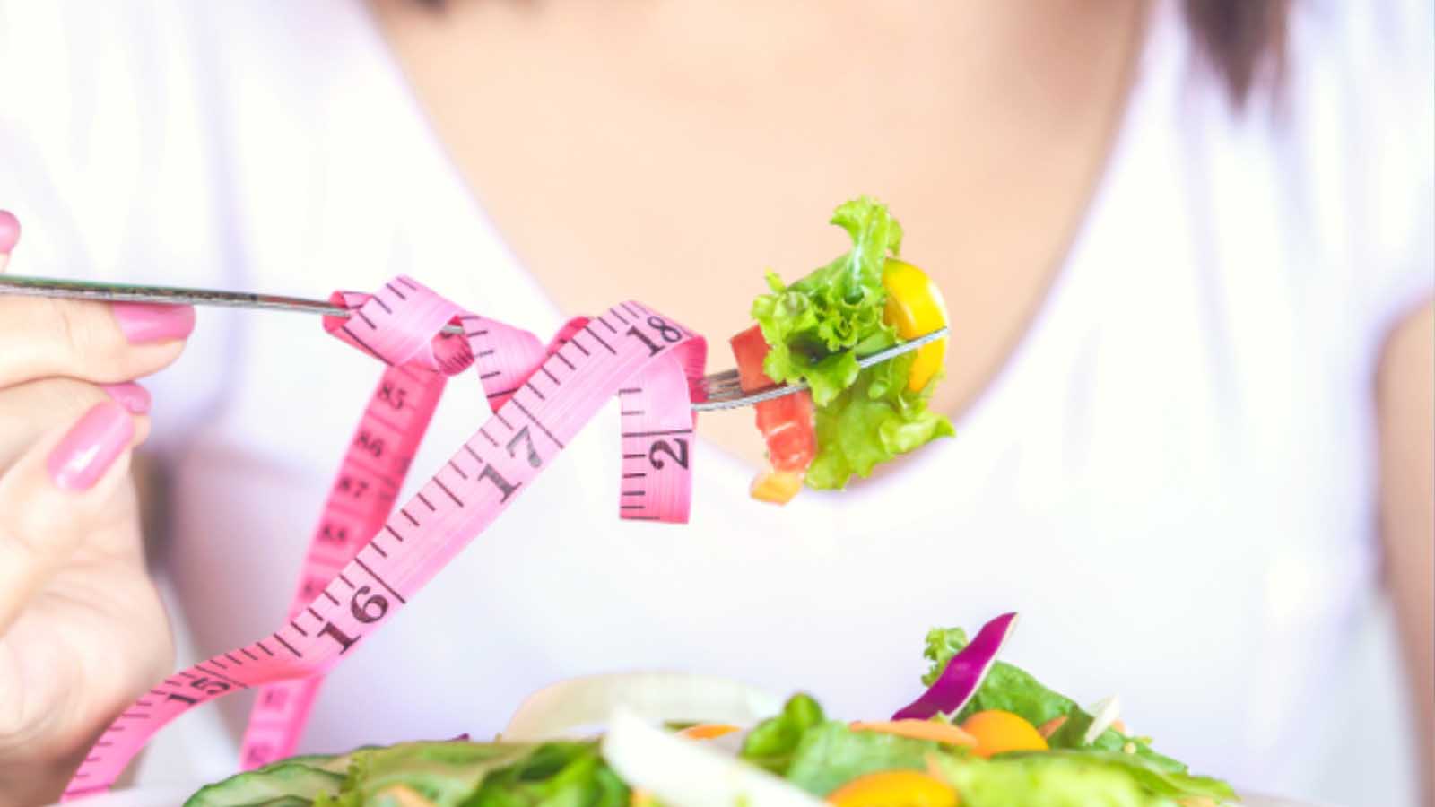 بی رحم ترین چربی سوز شکم و پهلو چیست؟ | معرفی قوی ترین روش ها و مکمل ها