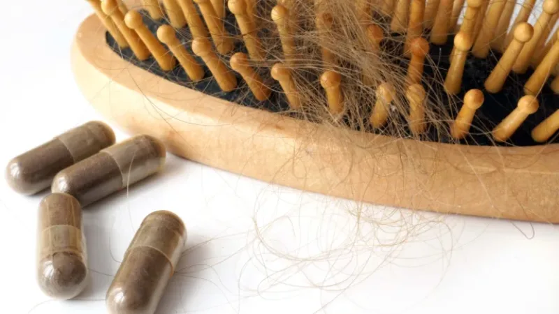 آیا کمبود ویتامین دی باعث ریزش مو میشود