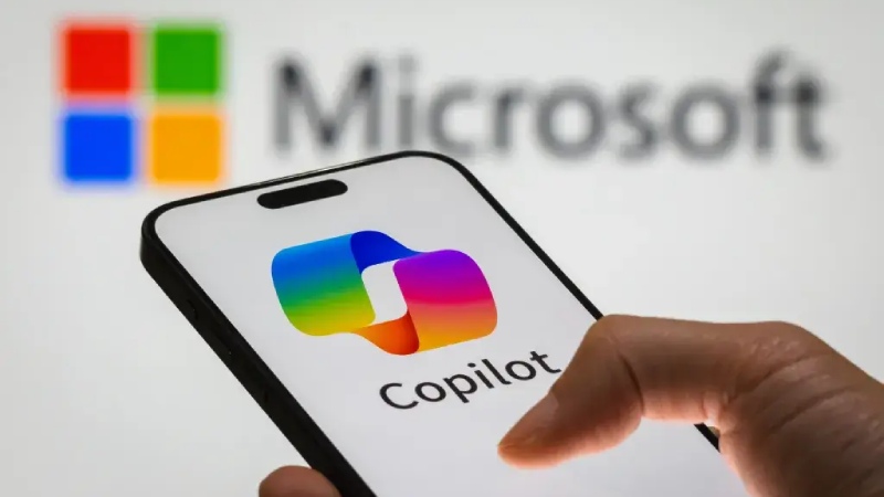 Microsoft copilot چیست و چکار میکند؟